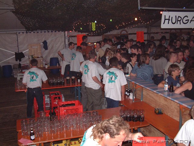 party2001_029