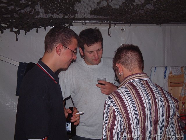 party2002_111